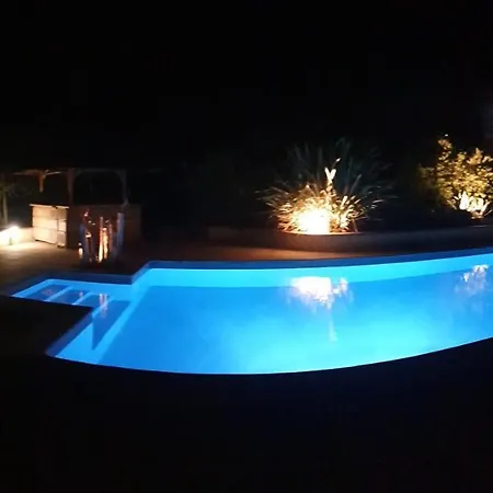 Maison Tropicale - Terrasse - Piscine - Confort